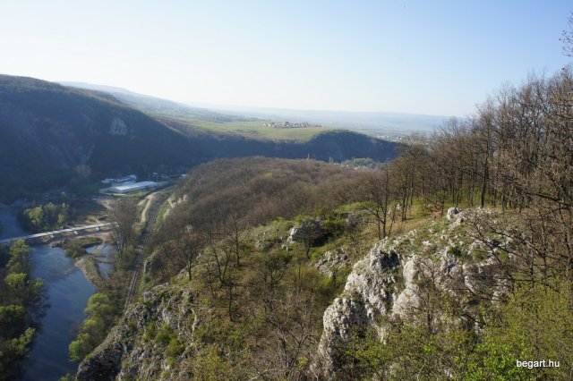 BEG Barangolókkal a Zichy-barlangban