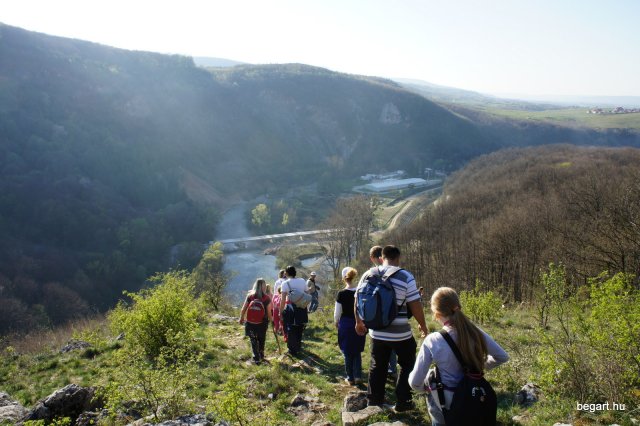 BEG Barangolókkal a Zichy-barlangban