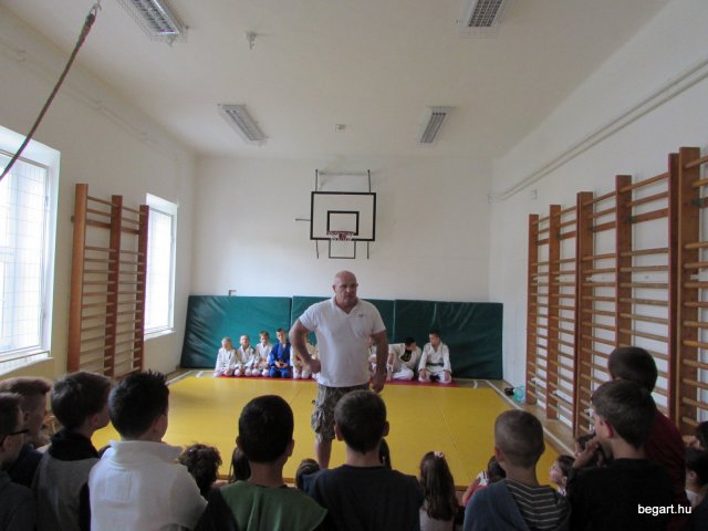 Gyereknap