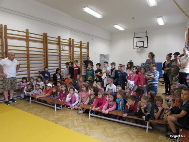 Gyereknap