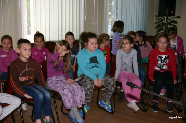 A népmese napja