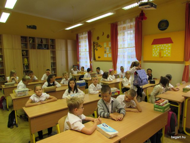 Tanévnyitó alsós