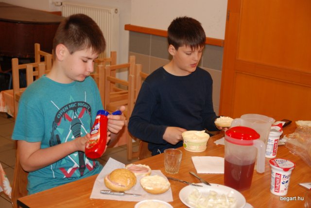 A tavaszi szüneti vértesi túra