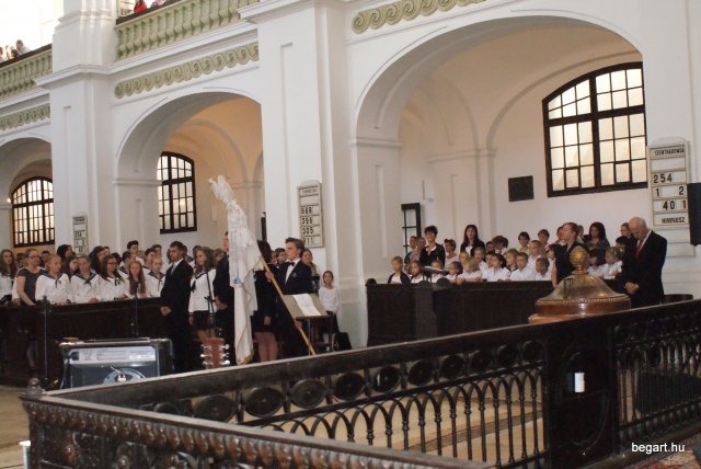 Évzáró