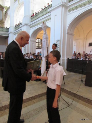 Évzáró