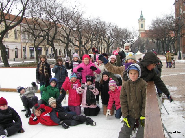 Korcsolyázás 3.b