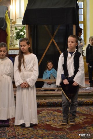 KARÁCSONY a gimnazistáknak 