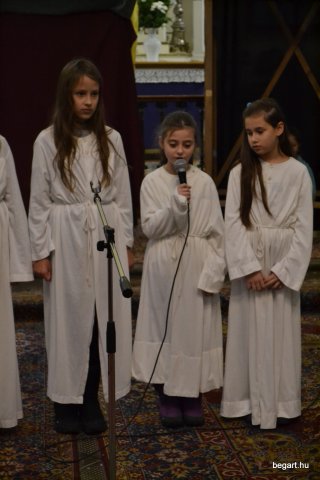 KARÁCSONY a gimnazistáknak 