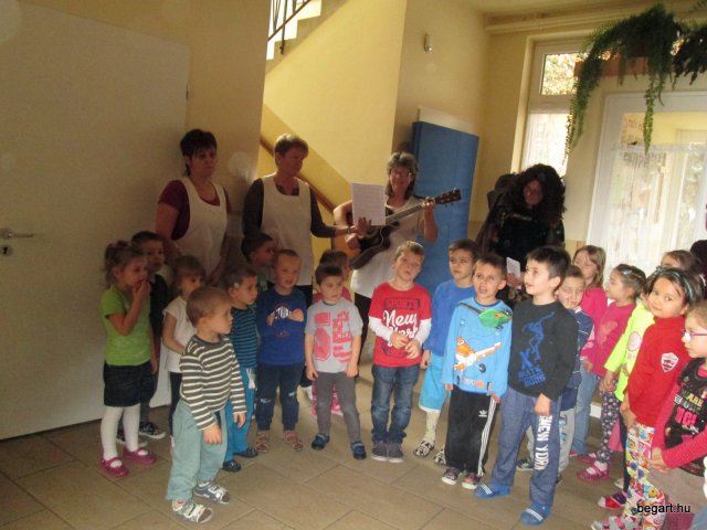 GYERTYAGYÚJTÁS