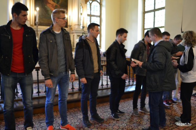 A végzős osztályok utolsó áhítata