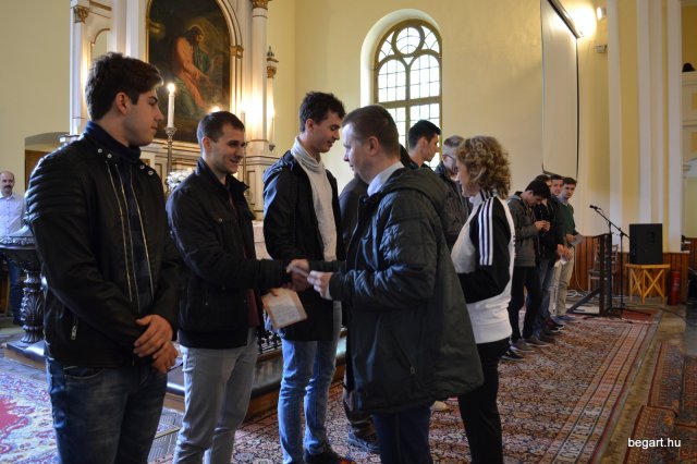 A végzős osztályok utolsó áhítata