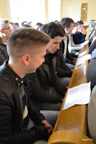 A végzős osztályok utolsó áhítata
