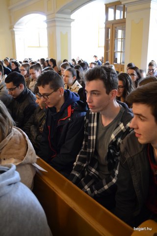 A végzős osztályok utolsó áhítata