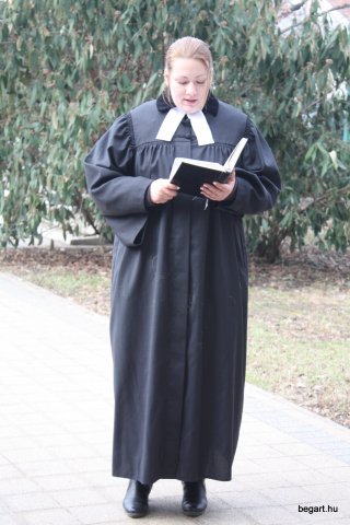 Bocsásd meg vétkeinket...
