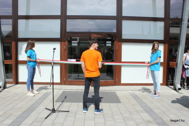 Sportcsarnok avatás