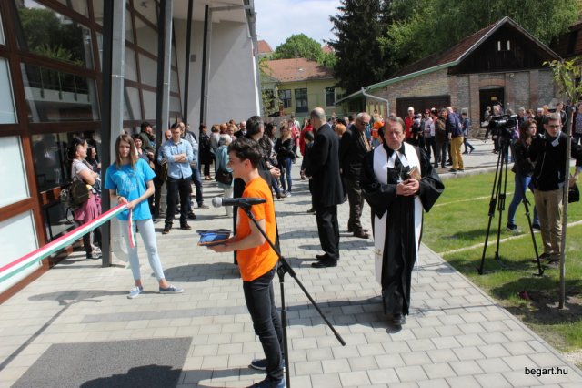 Sportcsarnok avatás