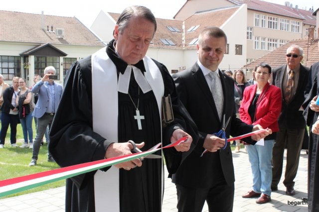 Sportcsarnok avatás