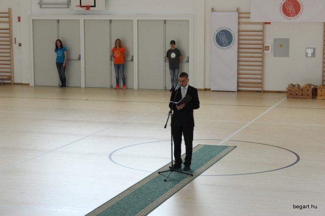 Sportcsarnok avatás