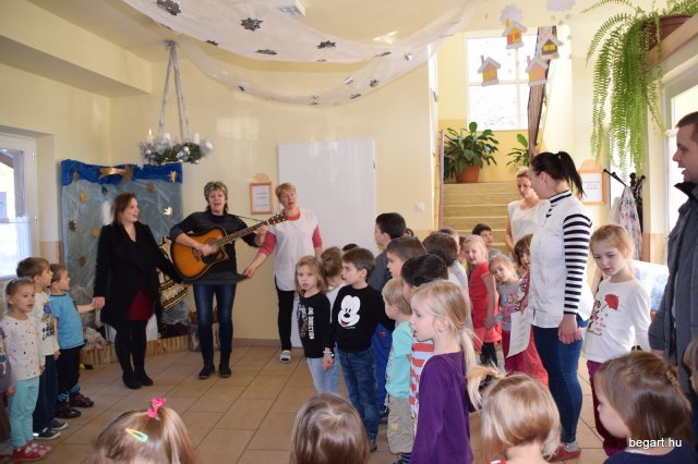 December az óvodában