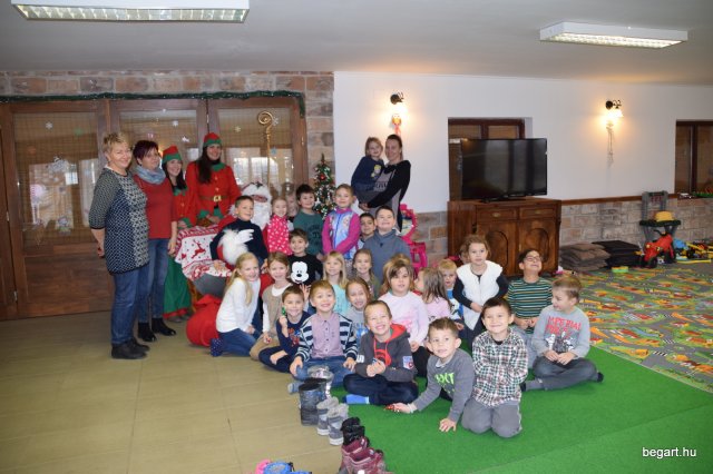 December a Csodavár csoportban