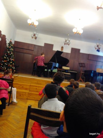 December a Csodavár csoportban