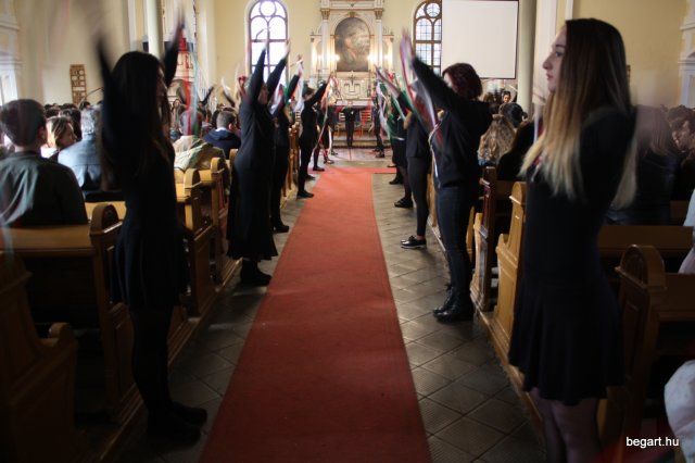 MÁRCIUS 15. emlékére