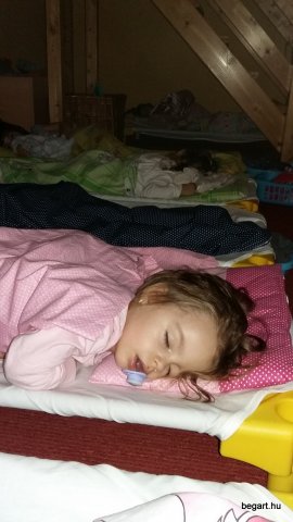 Kiscsoportosok a Meseréten