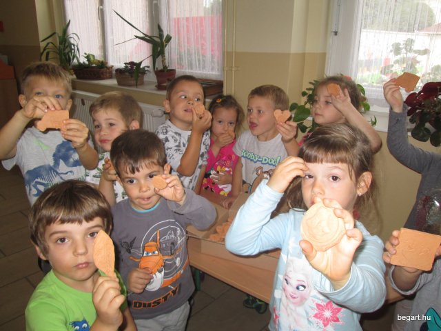 Zengőerdő sétál