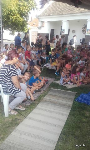 Koncerten a Meseházban