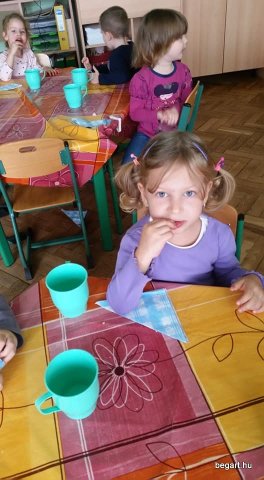 Október a Csodavár csoportban