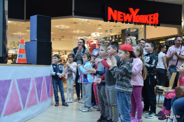 Közlekedési rajzpályázat díjkiosztó