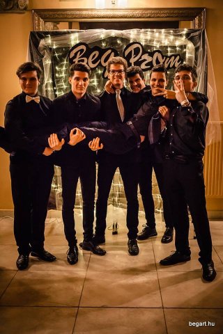 Black and White – BEG PROM