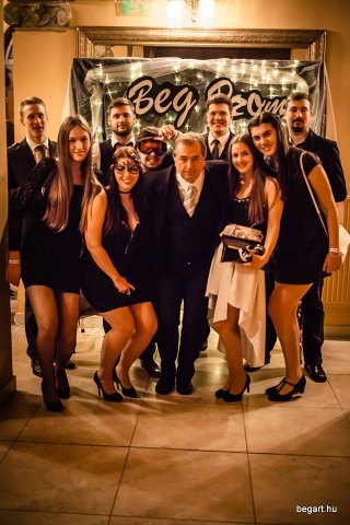 Black and White – BEG PROM