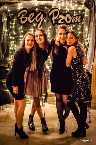 Black and White – BEG PROM