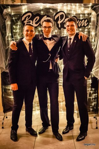 Black and White – BEG PROM