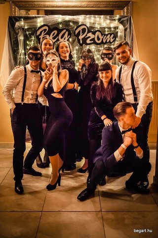 Black and White – BEG PROM
