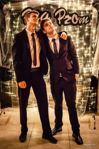 Black and White – BEG PROM