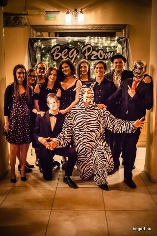Black and White – BEG PROM