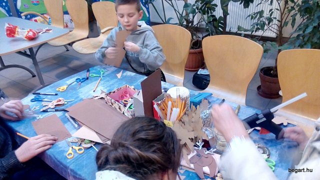 Karácsonyi játszóház az alapfokon