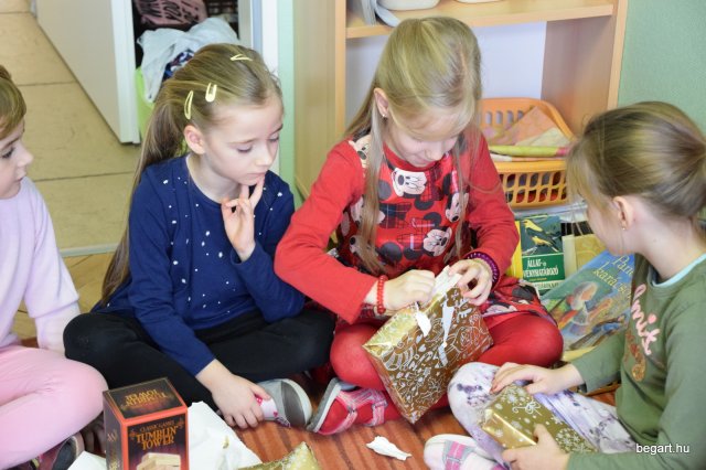 Adventi gyertyagyújtások