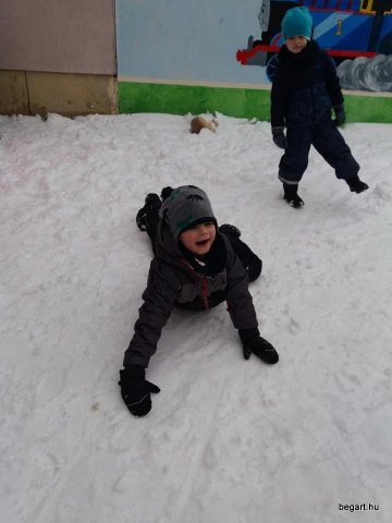 Hukk a hó