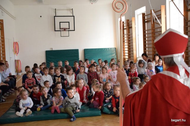 Karácsonyi műsor