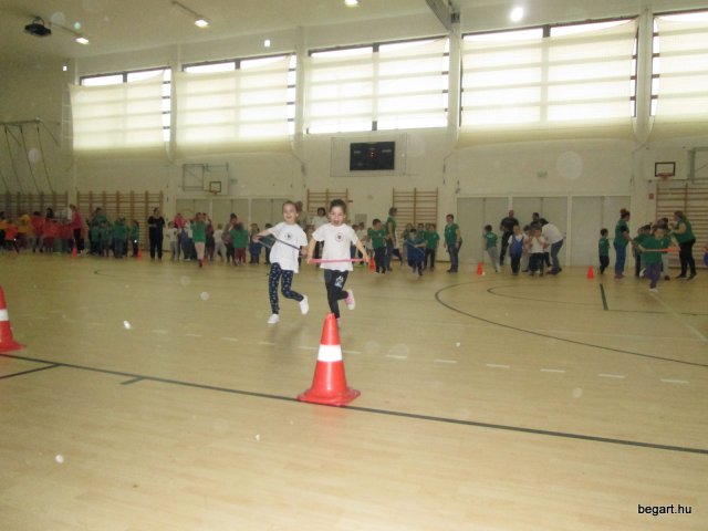 Városi Sportnapon a nagycsoportos gyerekek