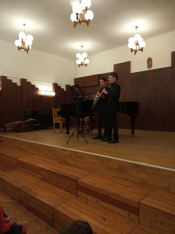Zeneiskolában