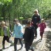 Kirándulnak a Zengőerdő csoportos gyerekek