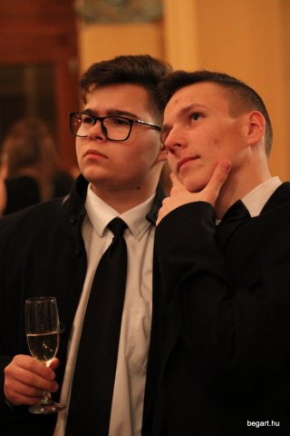 Bál