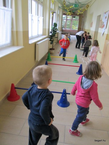 Egy kicsi mozgás a meseréten