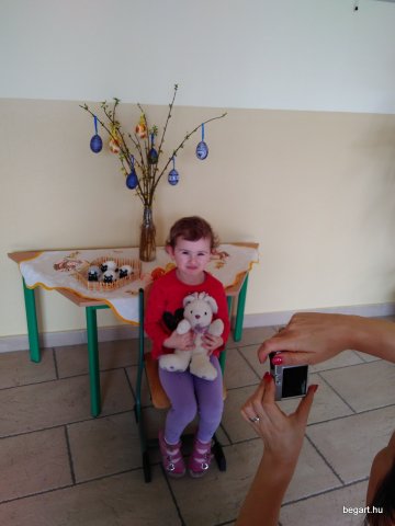 A Csodavár csoportosok a tavasz első sugarait kihasználva sétálni indultak