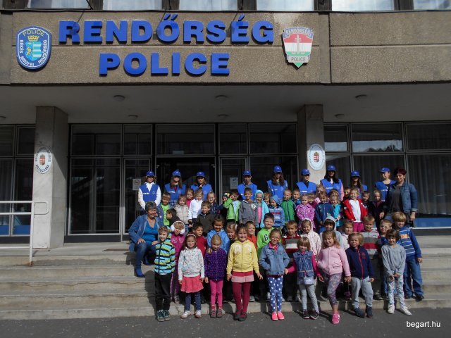 Közlekedés